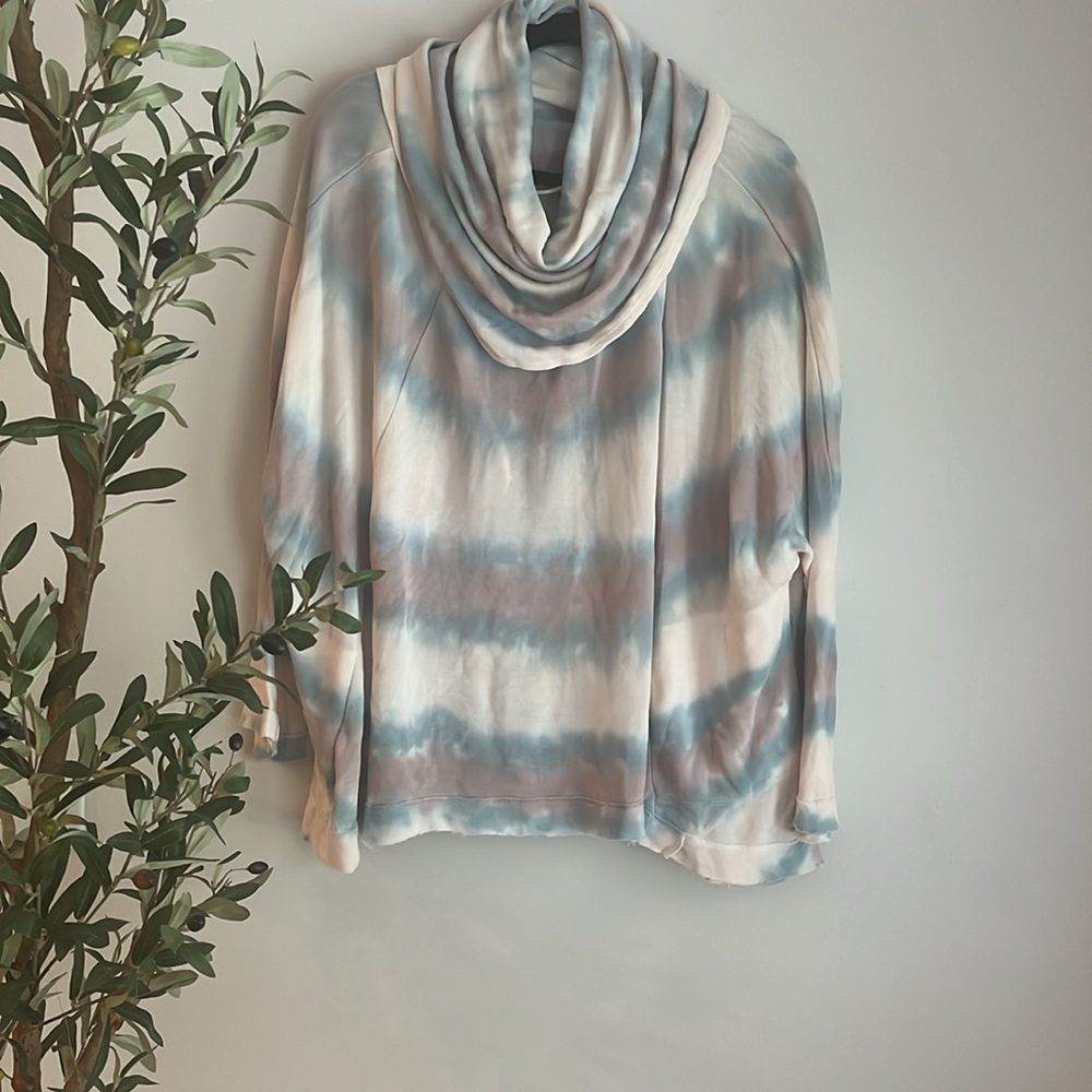 FREE PEOPLE sweater Bin 33